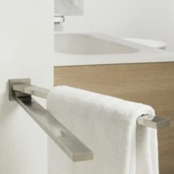 Tiger Handdoekrek Items Met Draaibare Armen RVS 9 Tiger Handdoekrek Items Met Draaibare Armen RVS -Badkamer Verkoop Winkel 123 1396