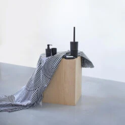 Sealskin Douchegordijn Brave 180x200cm Zwart/wit -Badkamer Verkoop Winkel 123 2792