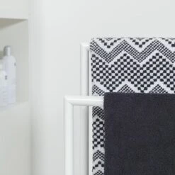 Sealskin Handdoekrek Tube Metaal Wit 13 Sealskin Handdoekrek Tube Metaal Wit -Badkamer Verkoop Winkel 123 616